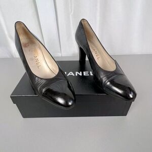 CHANEL WOMENS BLACK LEATHER HEELS SIZE 7 1/2